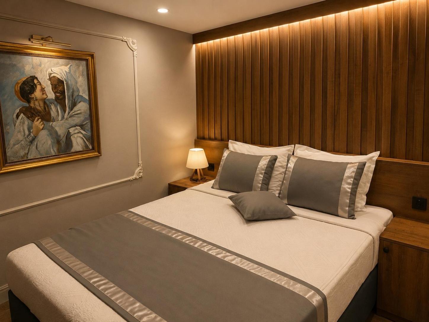 Double Room Private Bathroom