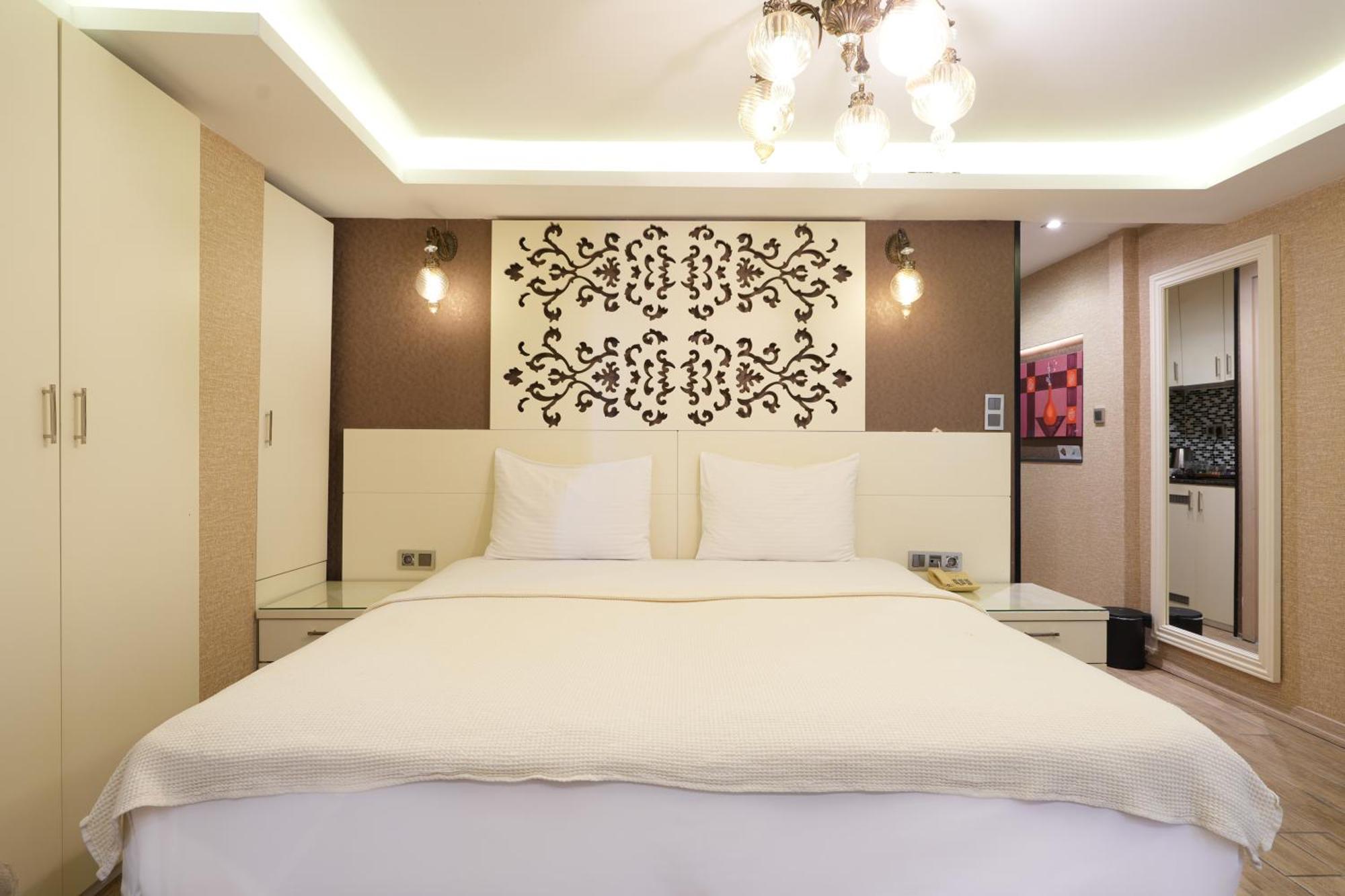 Deluxe Double or Twin Room Balcony