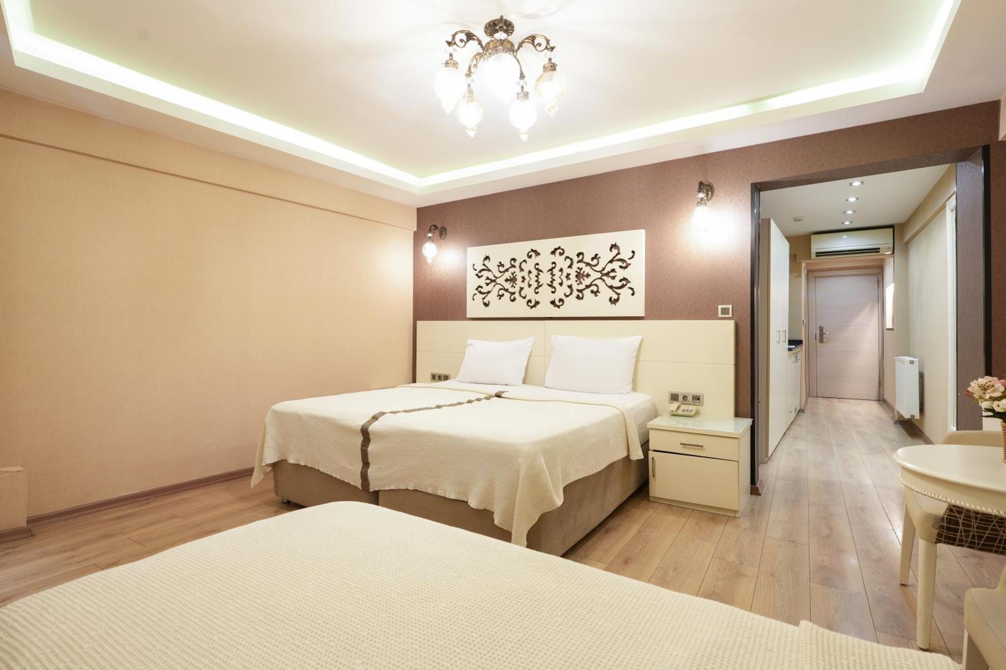 Superior Triple Room Balcony