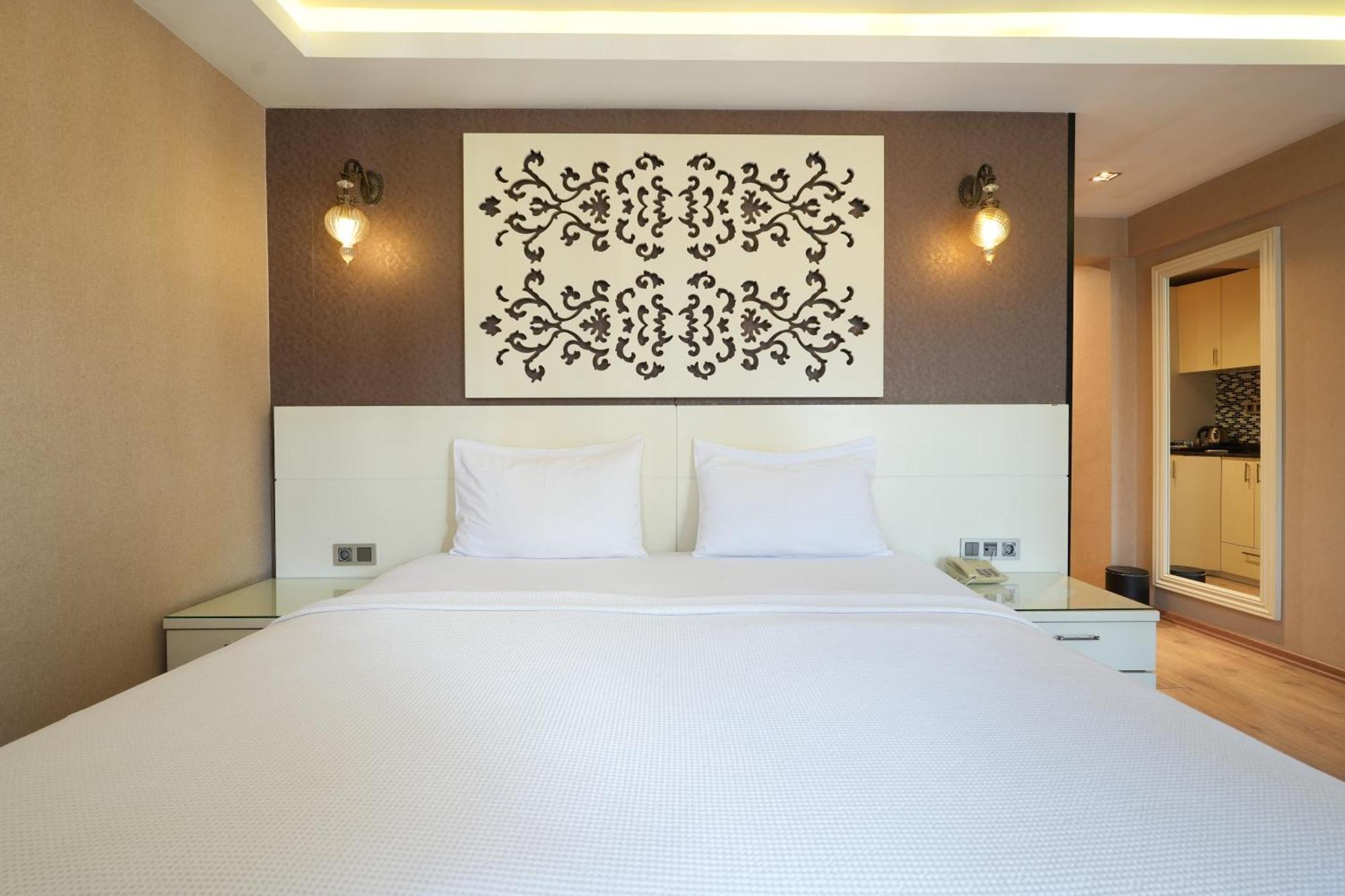 Deluxe Double or Twin Room Balcony
