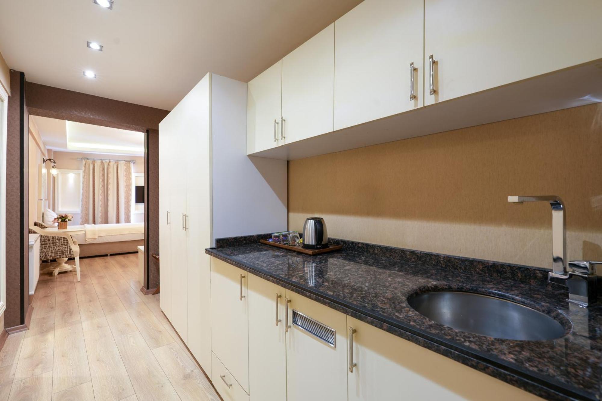 Superior Triple Room Balcony