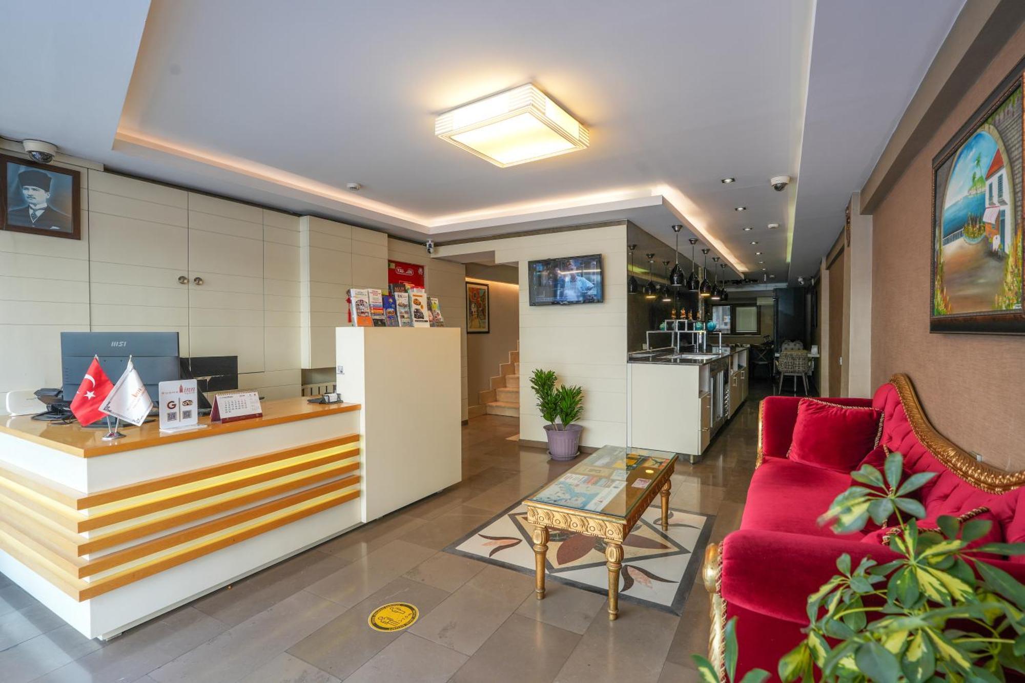 Deluxe Double or Twin Room Balcony