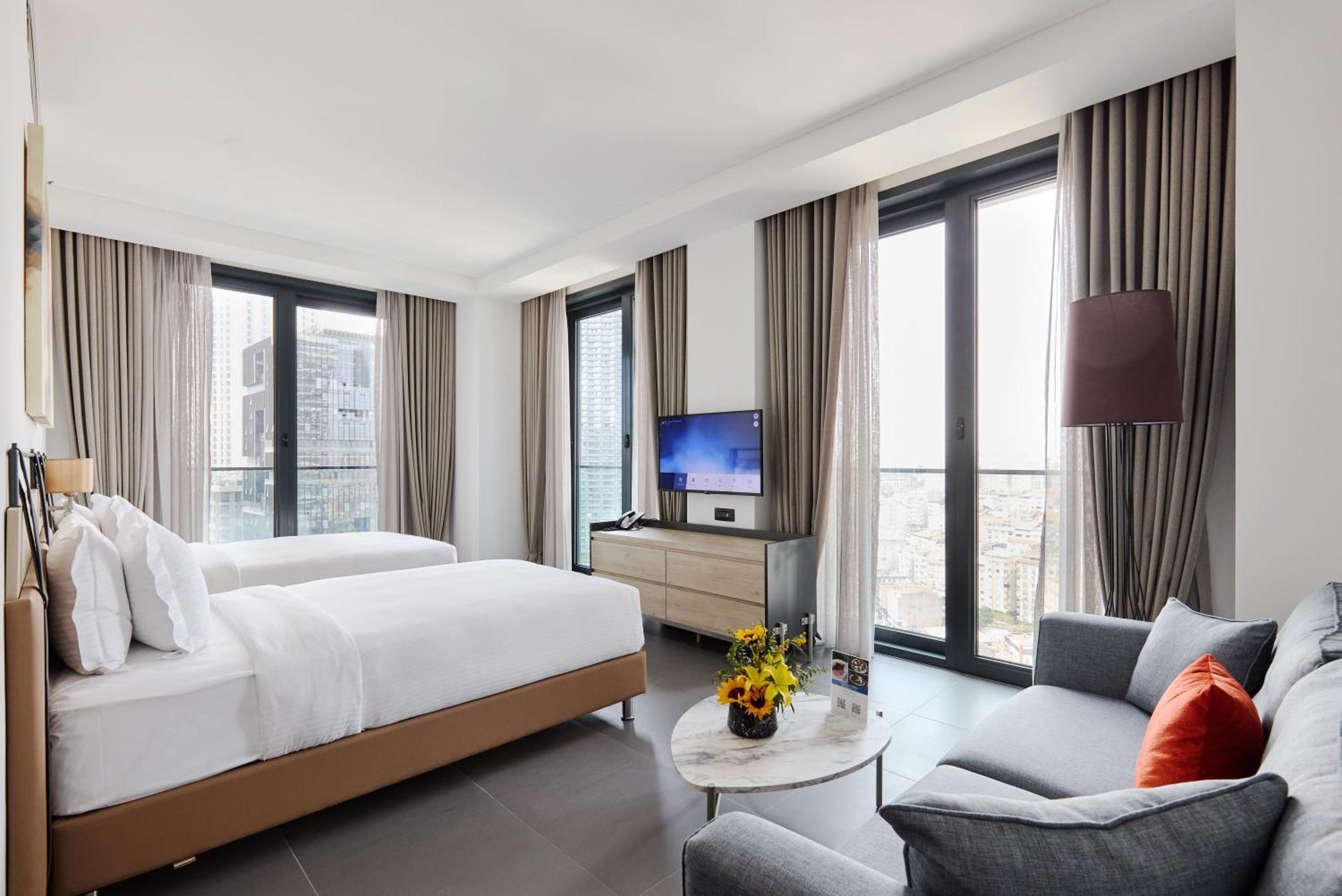 Twin Bed Suite Room