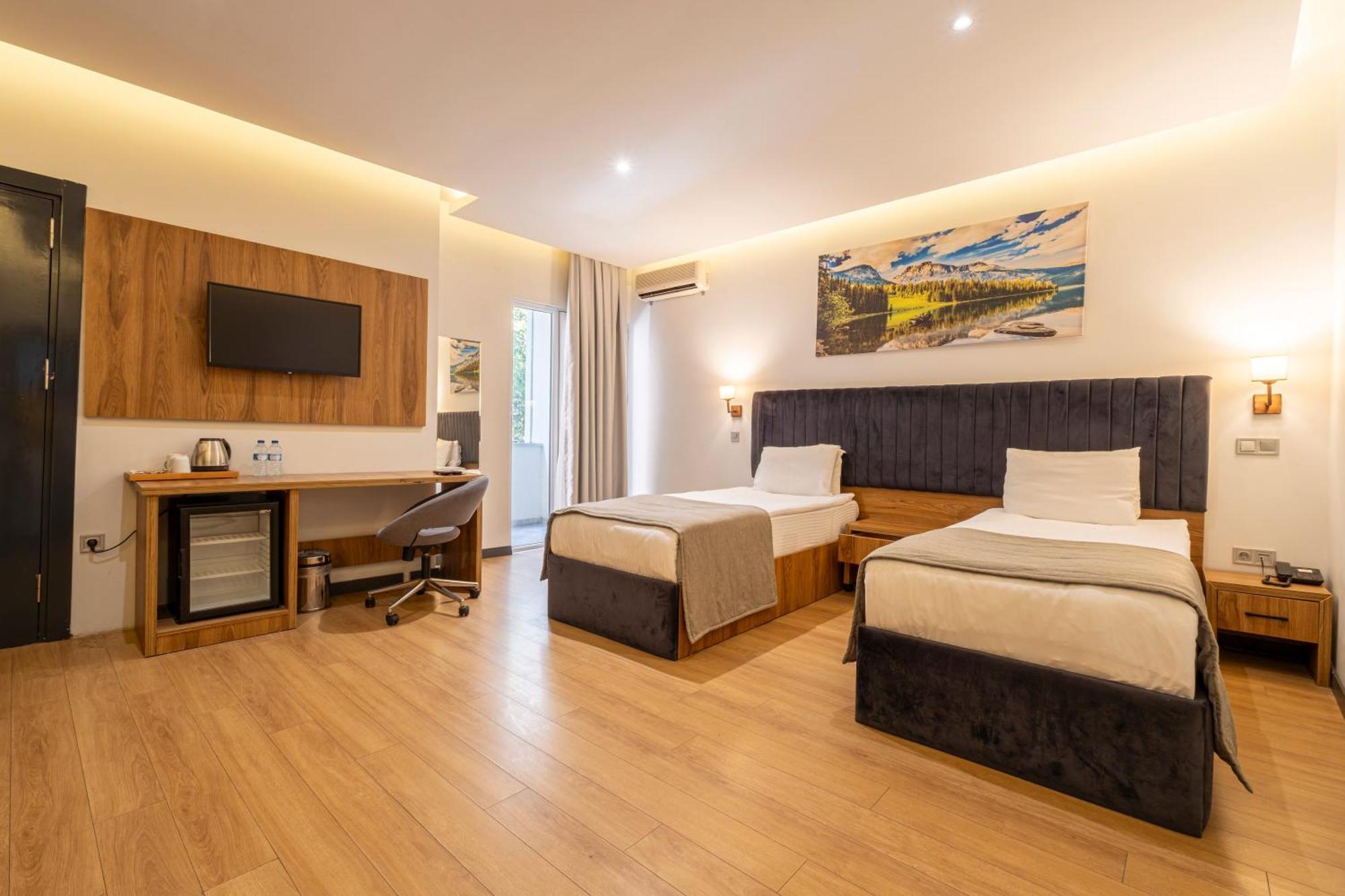 Superior Twin Room