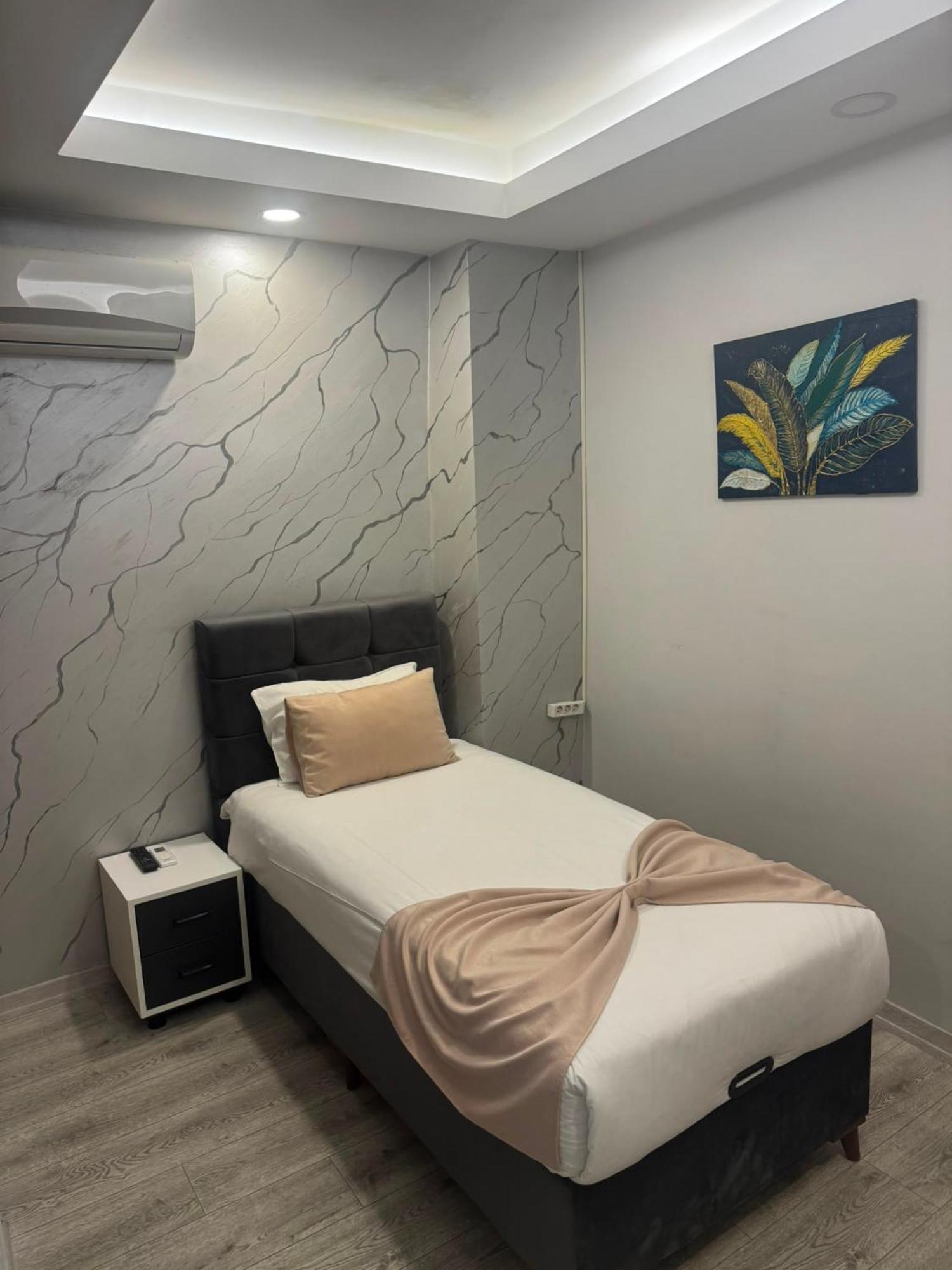 Single Room Private Bathroom