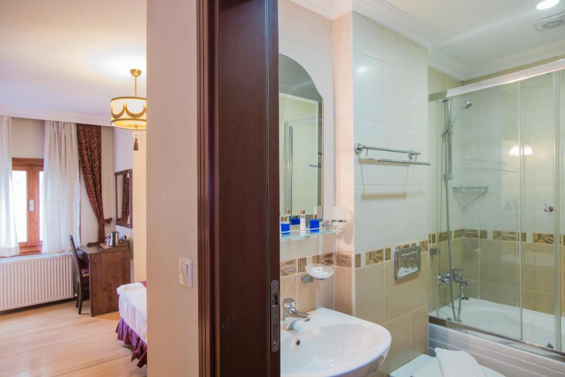 Deluxe Double or Twin Room Balcony