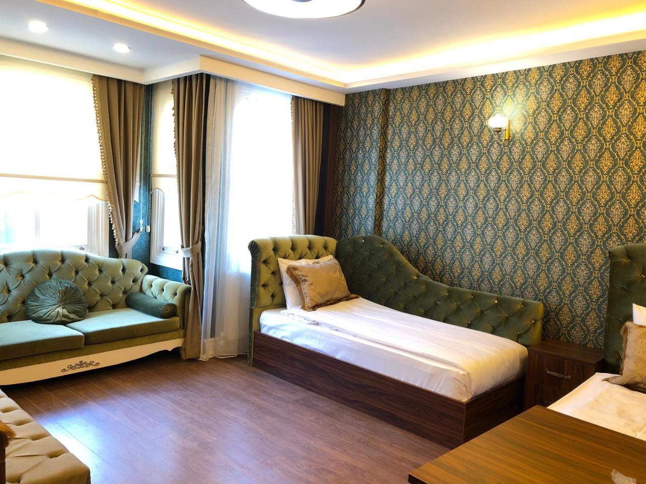 Deluxe Apartment