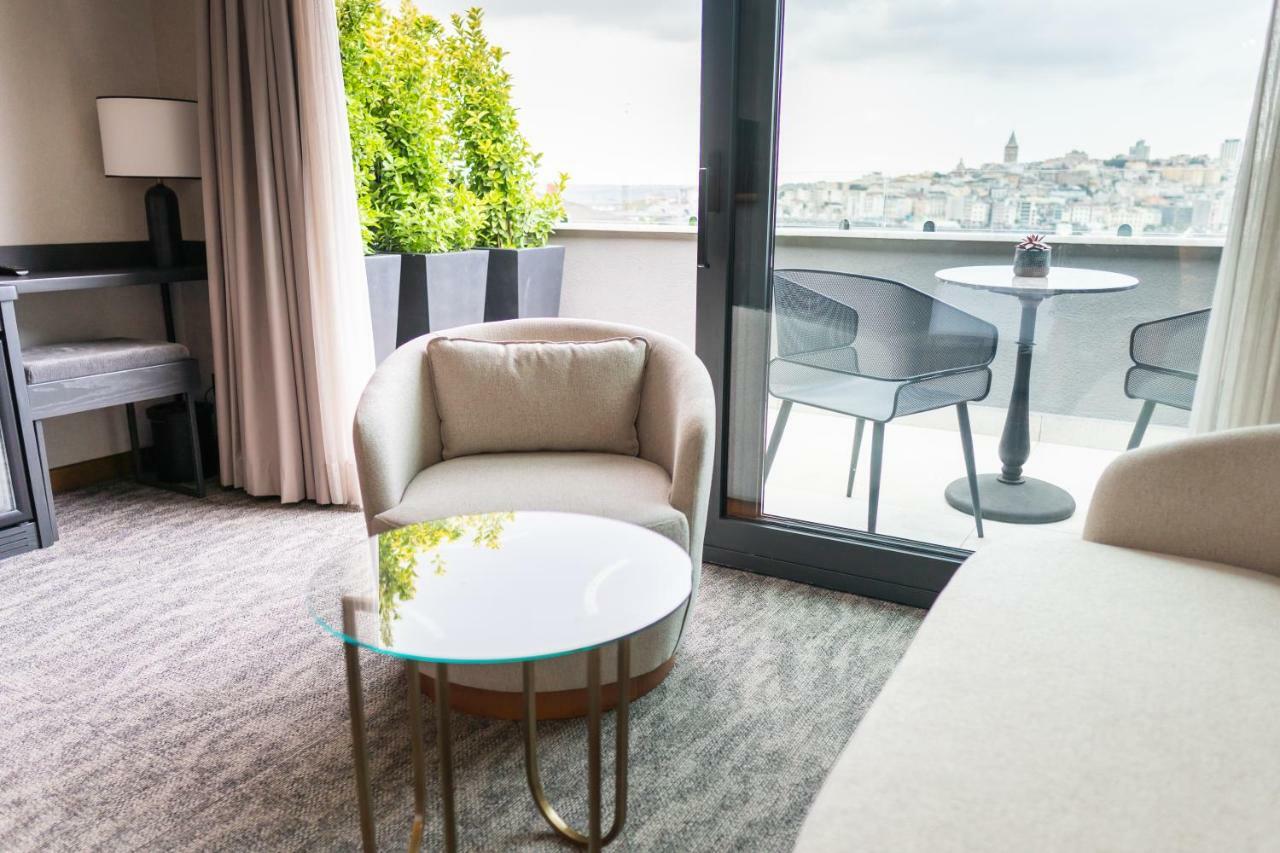 Deluxe Double or Twin Room Sea View