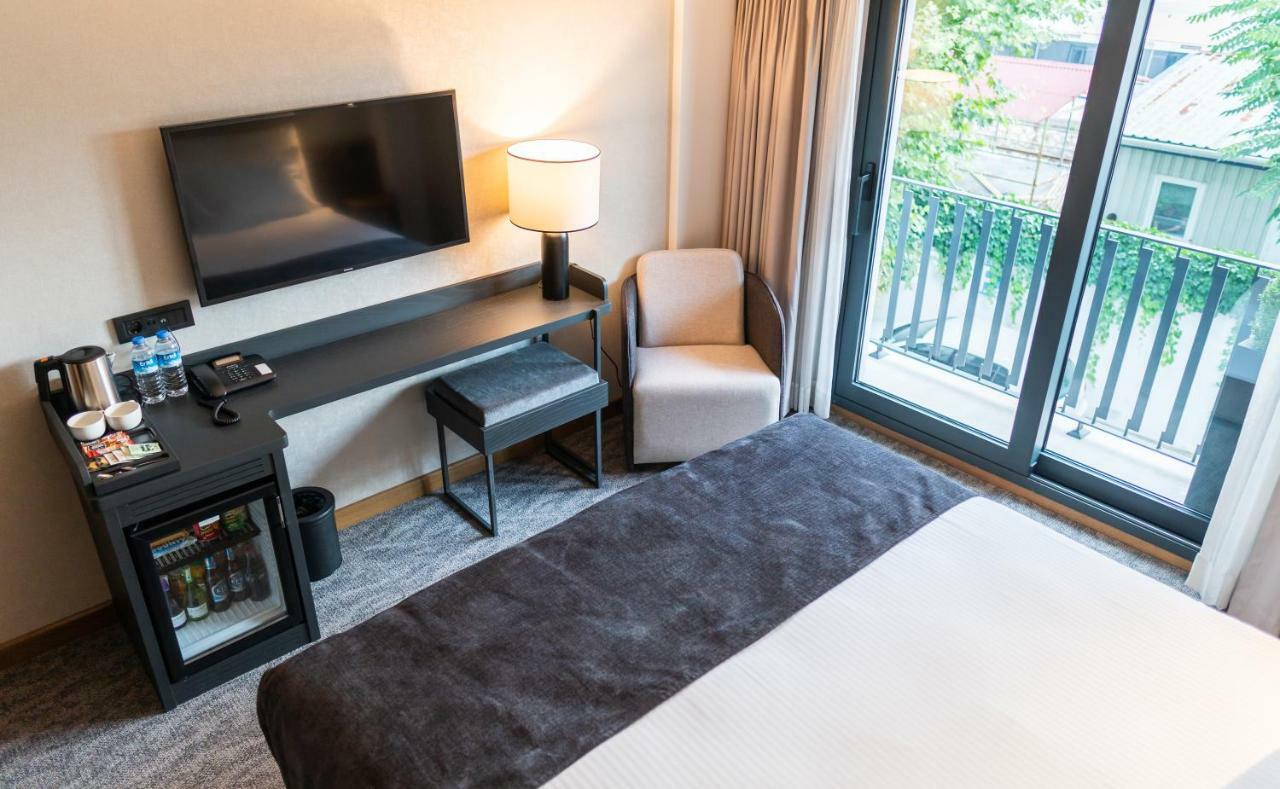 Double or Twin Room City View