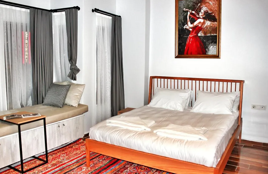 Million Old City Apartment-1