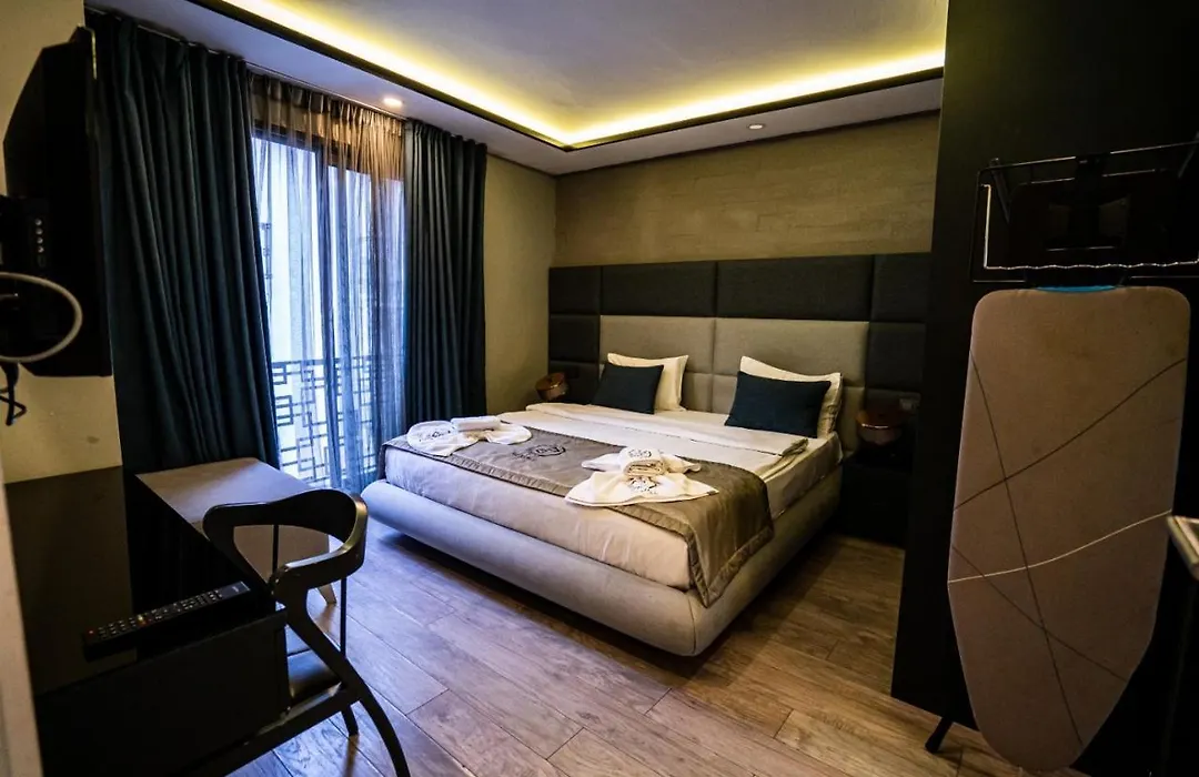 Remall Suites Hotel-1