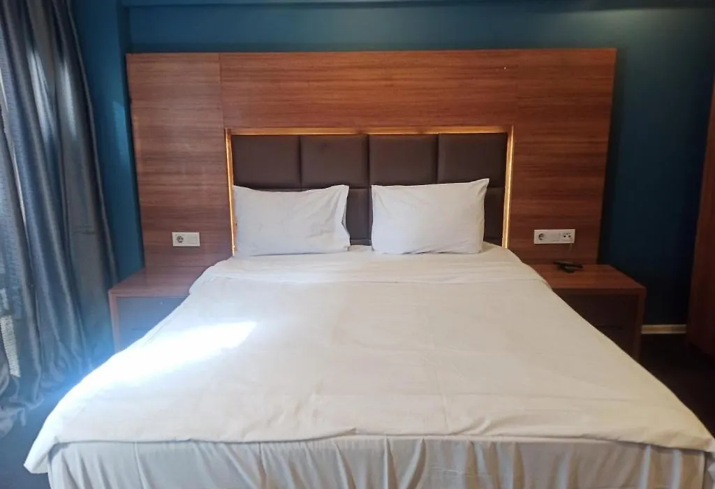 Elite Brand Hotel-1