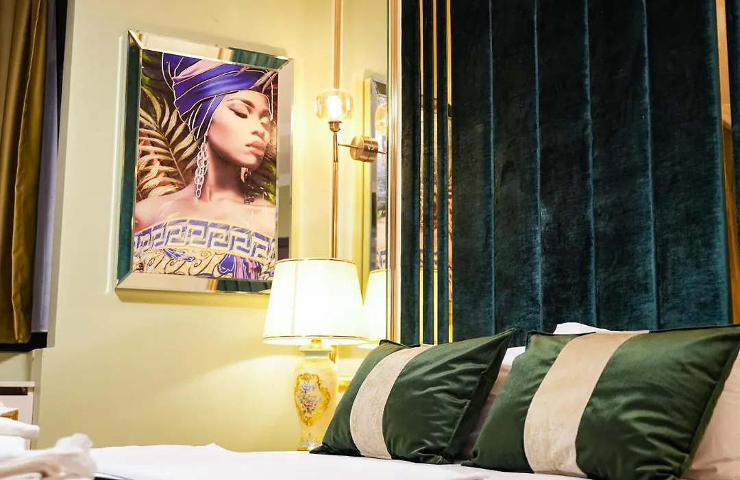 White Moon Hotel Suites-1