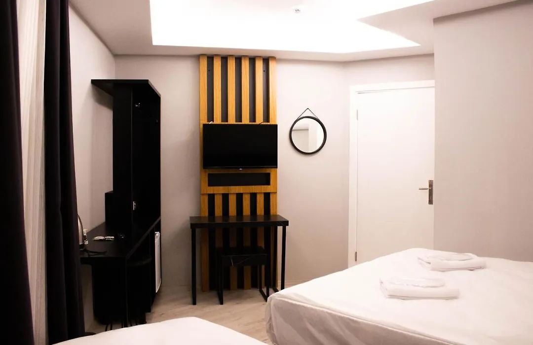 White Park Hotel-1