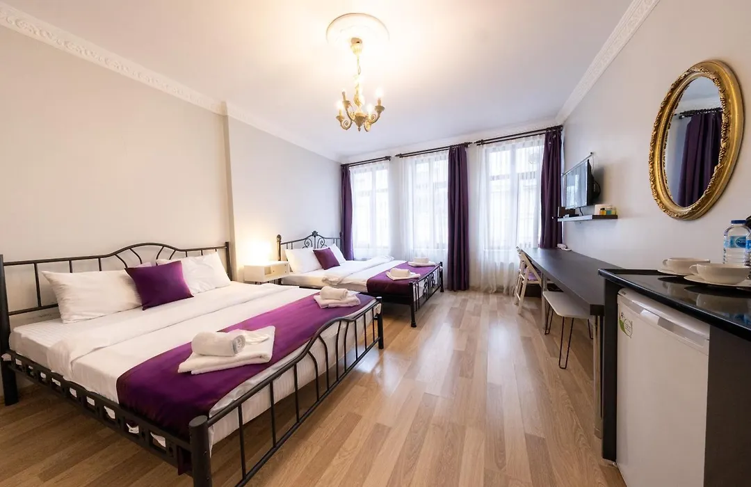 Hotel Suite By Frame-1
