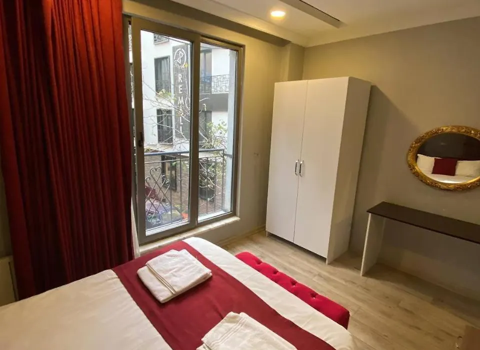 Rezo Hotel-1
