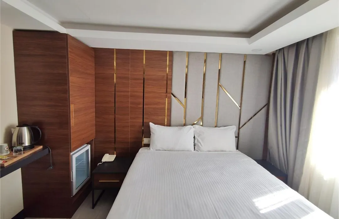 The Golden Pera'S Hotel & Spa-1