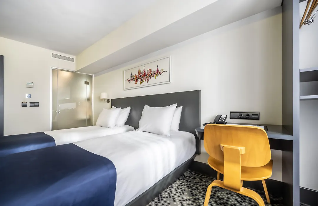 Misa Hotel-1