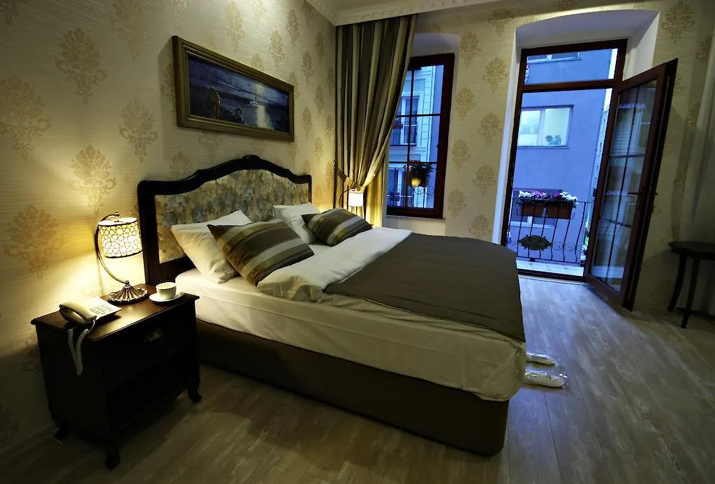 Taksim House-1