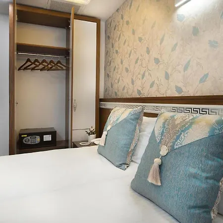 Lika Hotel - Eco Double Room - Center Istanbul-3