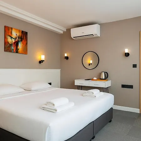 Blue Point Hotel-3