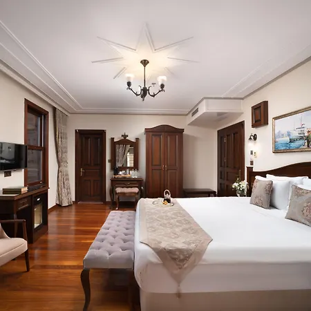 Bender Hotel - Old City-3