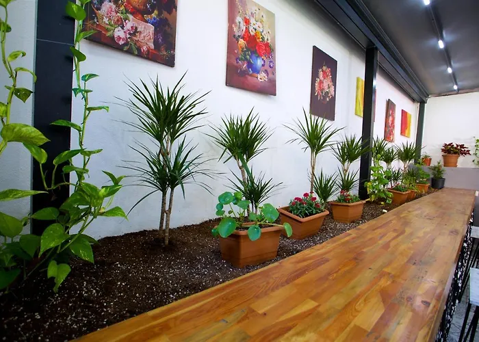 Almina Inn Hotel Стамбул
