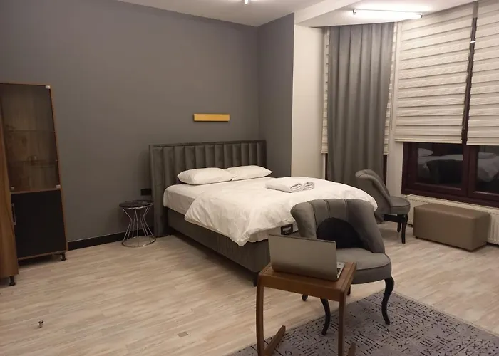 Sari Koesk Istanbul