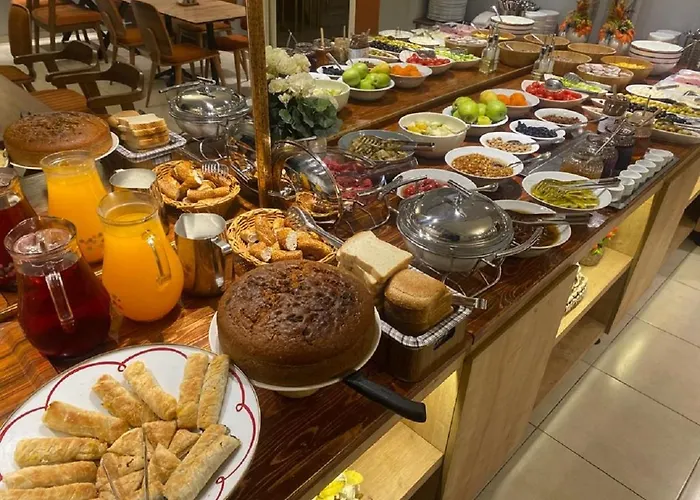 Hotel Mavirem Стамбул
