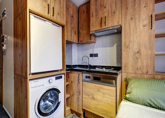 2023 Decoration, New Electonics, 50Mbps Internet, Modern, Studio, 18M2, Best Location, 300 M To Bosphorus Istanbul