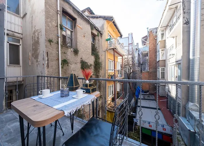 Kral Hotel Besiktas Κωνσταντινούπολη
