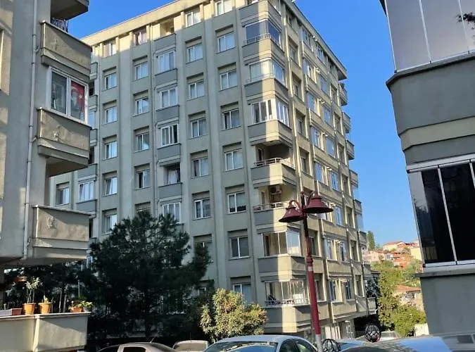 Site Icerisinde Ozel Oda Asansorlu Istanbul