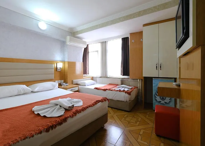 Hotelozbek Istanboel