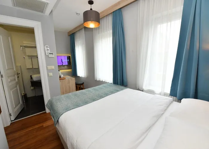 Andi Hotel Istanboel