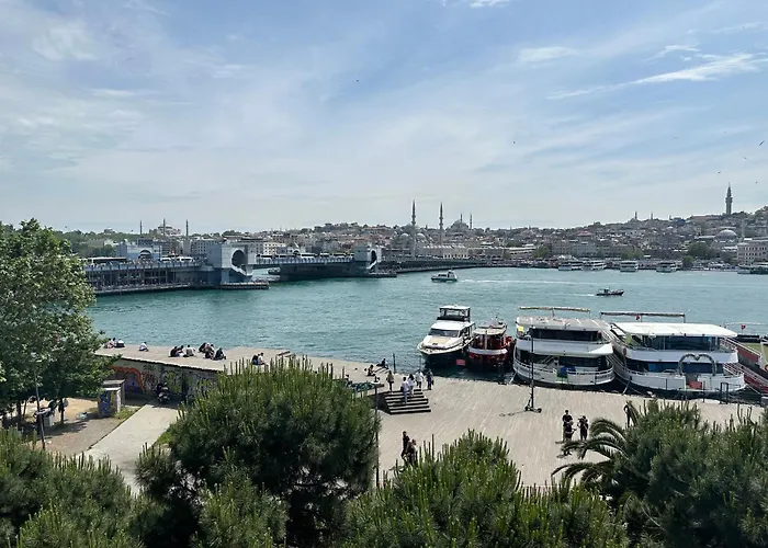 Готель Baracuda Karakoy Стамбул