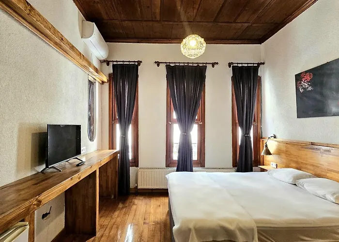 Mahzen Otel Estambul